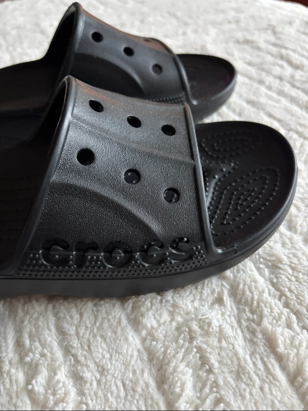 Crocs Baya II Adult Slides Sandals‎ Black womens 10 / Men’s 8 Beach Pool Summer
